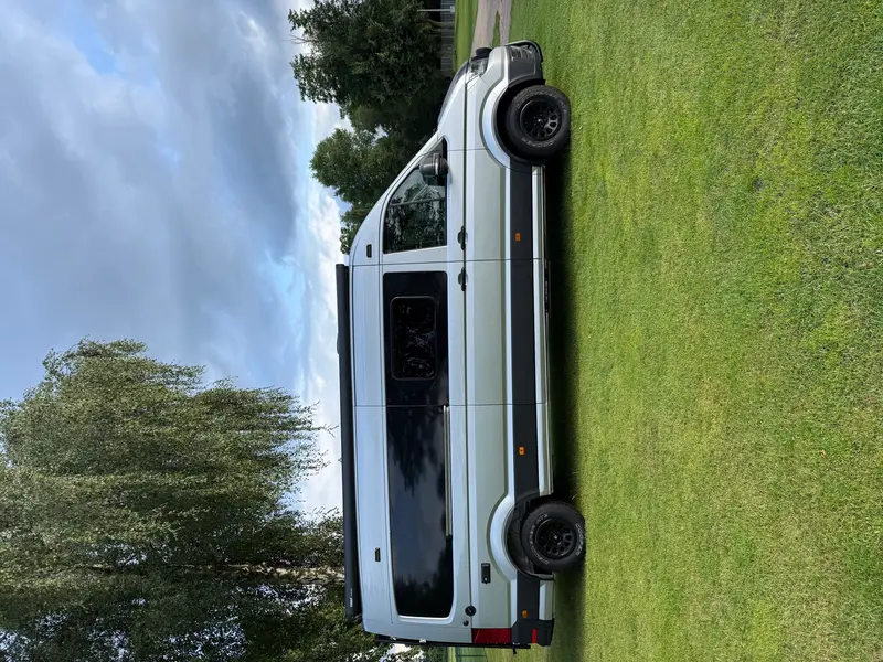 Kamper — widok z boku