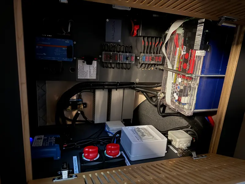 Instalacja Victron Energy i Balavan